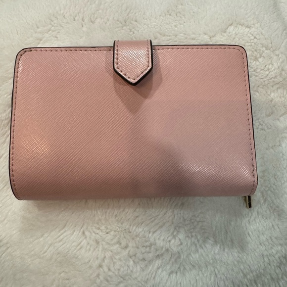Kate Spade Pink Wallet medium wallet gently used ♠️ - Picture 6 of 6